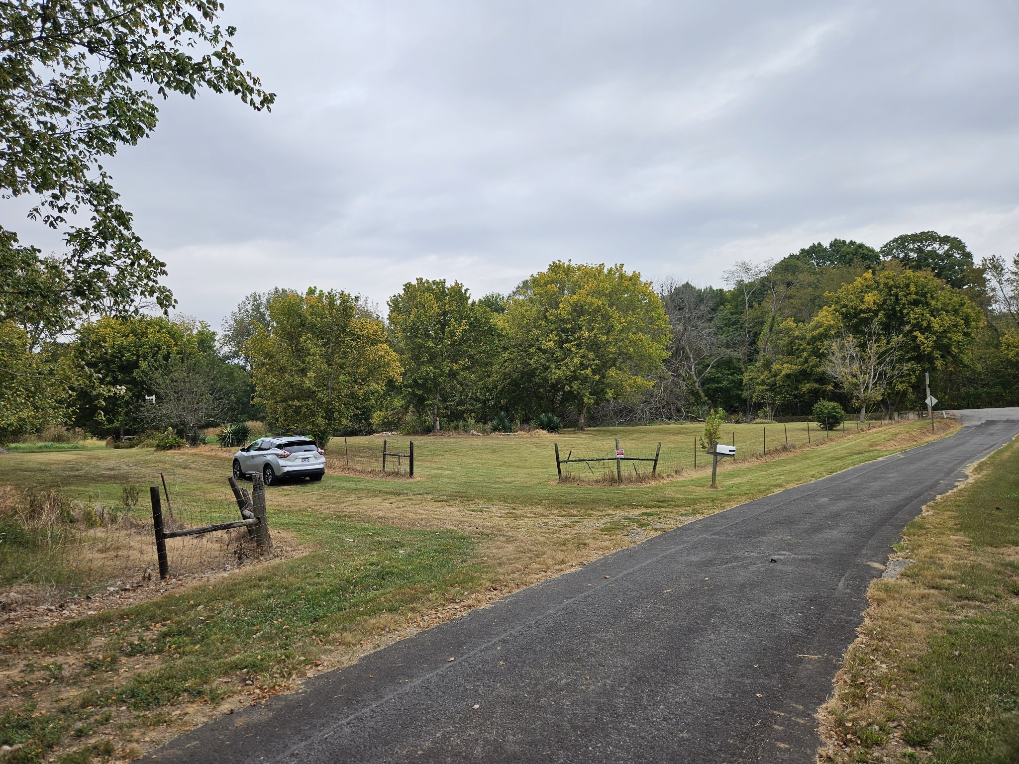 5570 J R Jones Road Cedar Hill, TN 37032 - Photo 3 of 6 Gallery Image 3