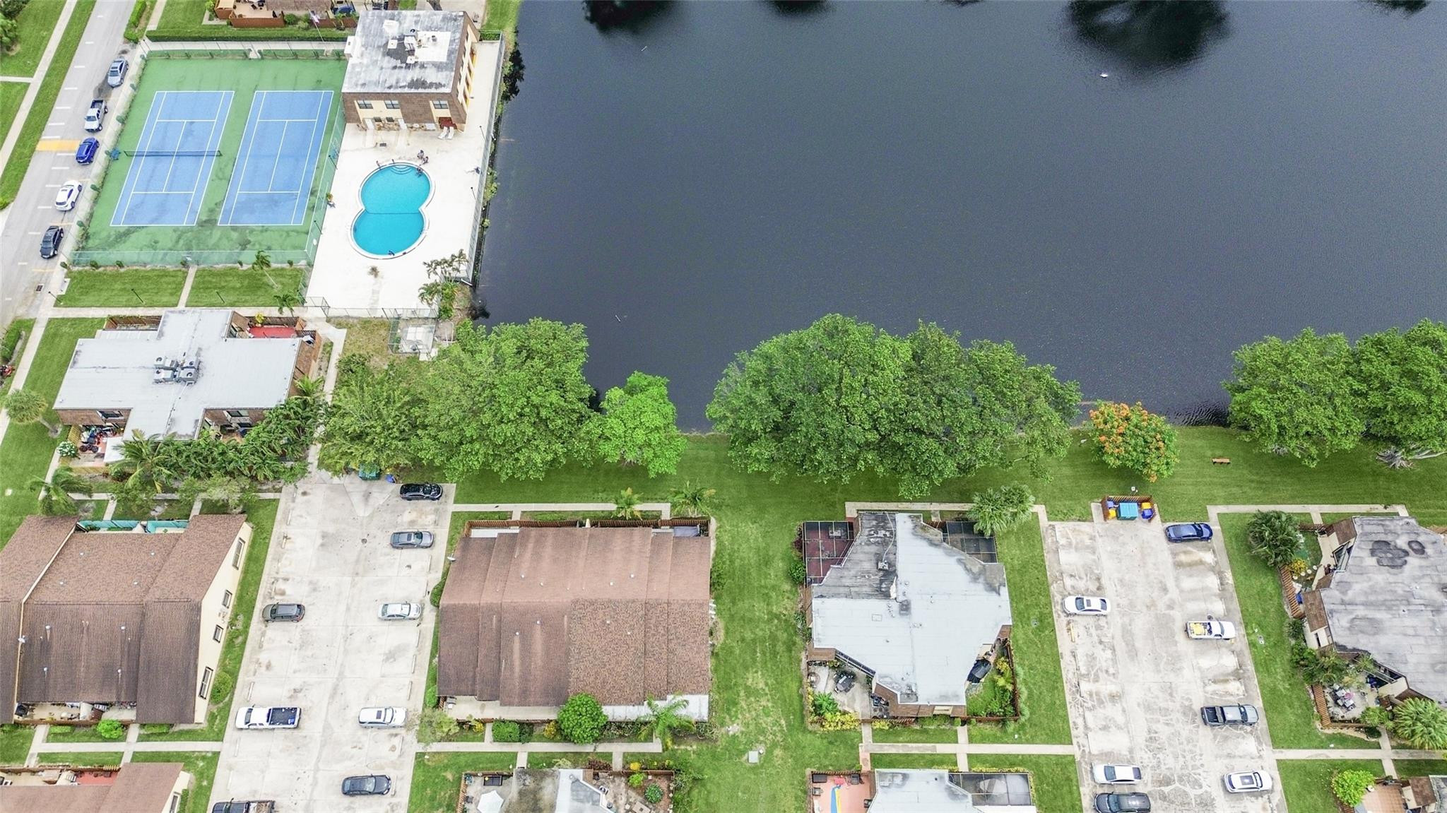 281 Springdale Circle Palm Springs, FL 33461 - Photo 14 of 15 Photo 14