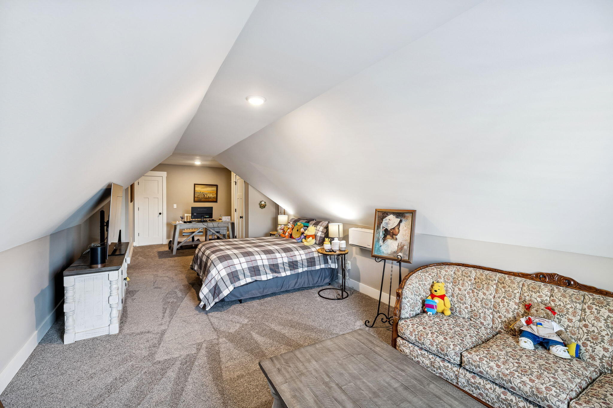 5599 Caney Ridge Circle Ooltewah, TN 37363 - Photo 46 of 60 4th bedroom/bonus