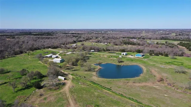 an aerial view of a golf course with a yard