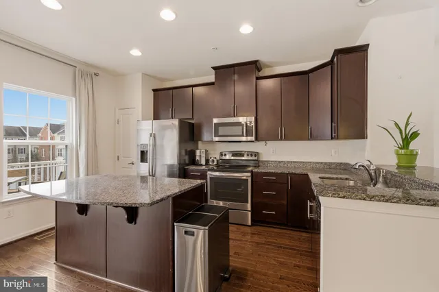 $525,000 | 7300 Summit Rock Road, Elkridge, MD 21075