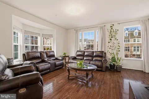 $525,000 | 7300 Summit Rock Road, Elkridge, MD 21075