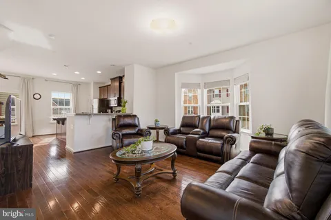 $525,000 | 7300 Summit Rock Road, Elkridge, MD 21075