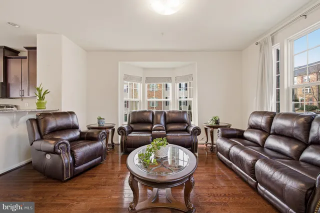 $525,000 | 7300 Summit Rock Road, Elkridge, MD 21075