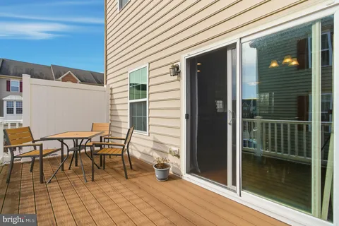 $525,000 | 7300 Summit Rock Road, Elkridge, MD 21075