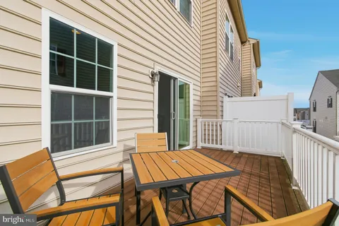 $525,000 | 7300 Summit Rock Road, Elkridge, MD 21075