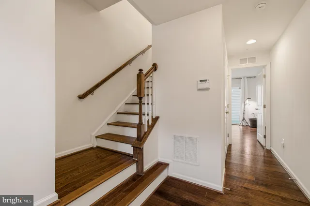 $525,000 | 7300 Summit Rock Road, Elkridge, MD 21075