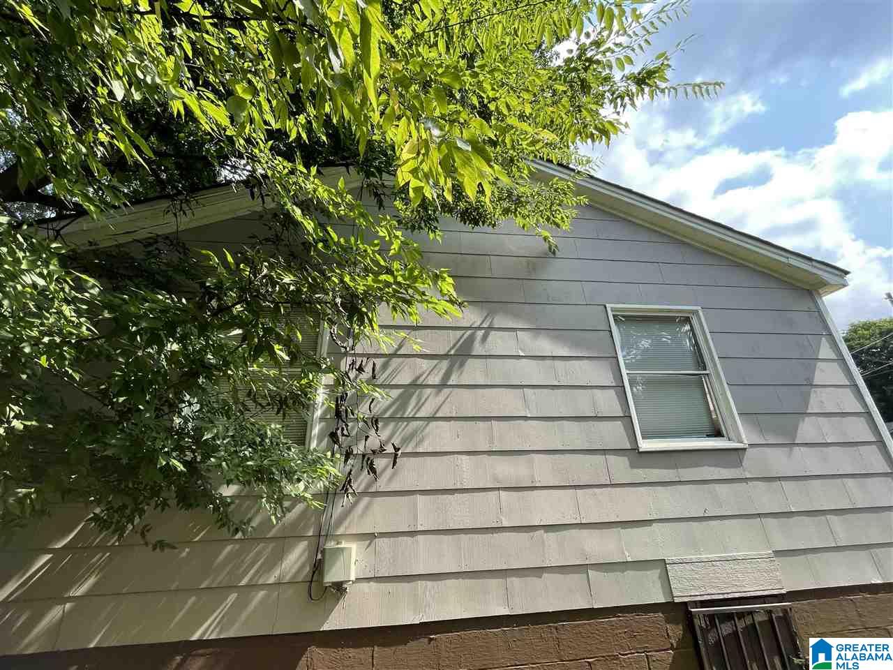 1252 18th Place Southwest Birmingham, AL 35211 - Photo 11 of 31