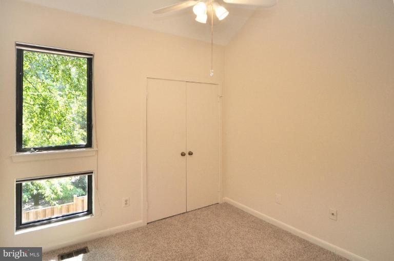 11003 Thrush Ridge Road Reston, VA 20191 - Photo 17 of 27 Bedroom #1
