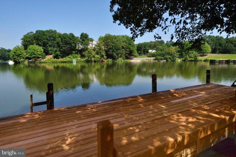 11003 Thrush Ridge Road Reston, VA 20191 - Photo 25 of 27 LAUNCH YOUR KAYAK FROM CLUSTER DOCK !