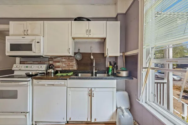 $650,000 | 605 Washington Avenue, Portland, ME 04103