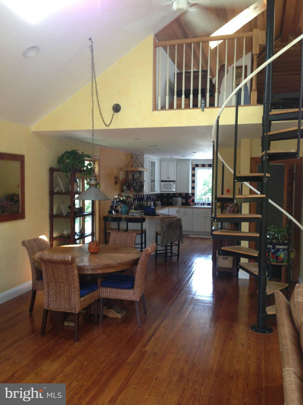 338 River Road Arnold, MD 21012 - Photo 7 of 25 Dining Room