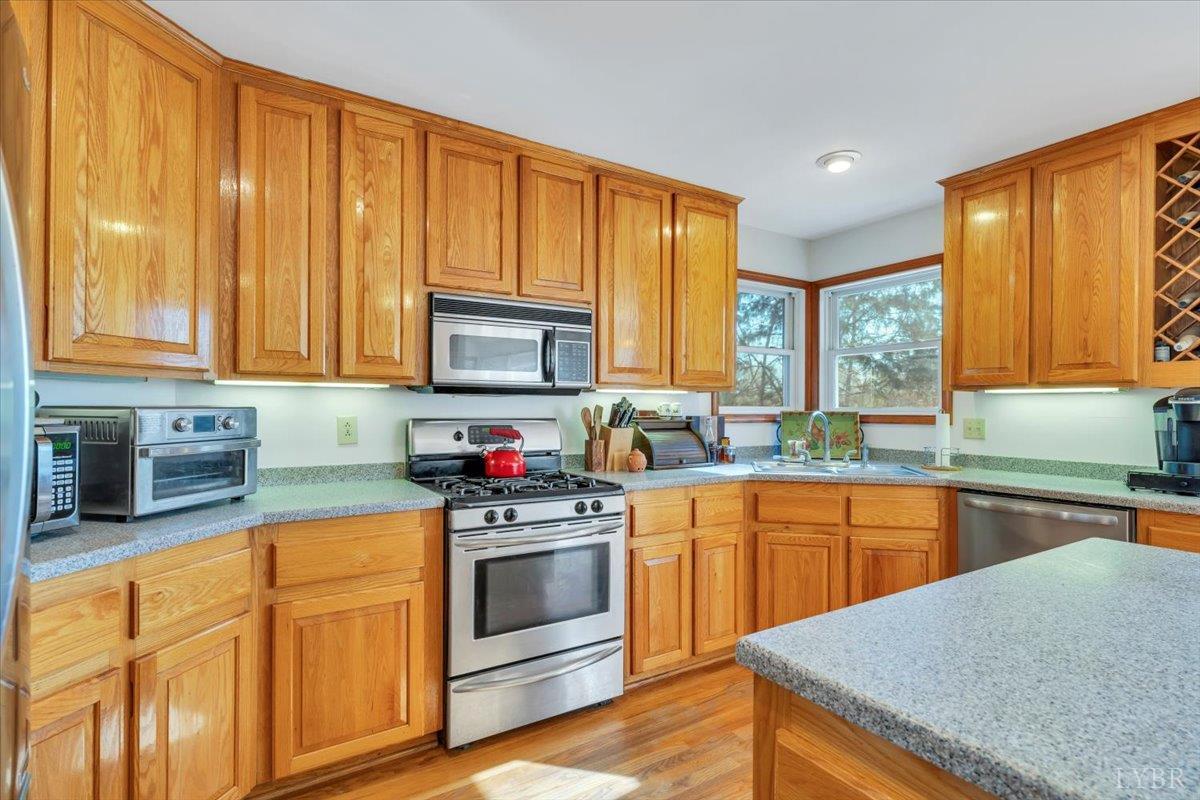 5050 Falkland Road Scottsburg, VA 24589 - Photo 14 of 97