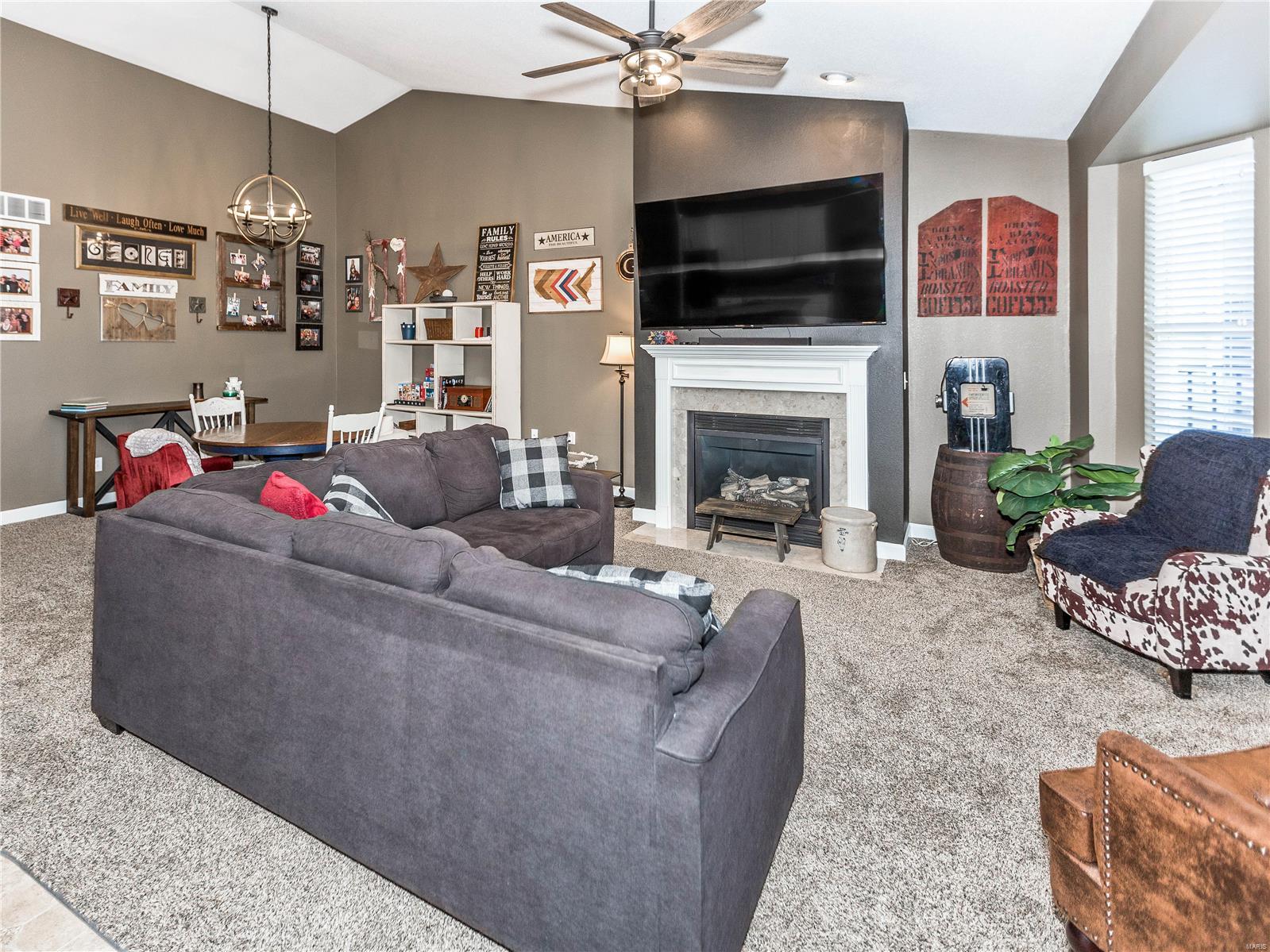 124 Briar Ridge Maryville, IL 62062 - Photo 6 of 47 Gallery Image 6