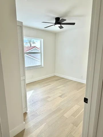 an empty room with closet