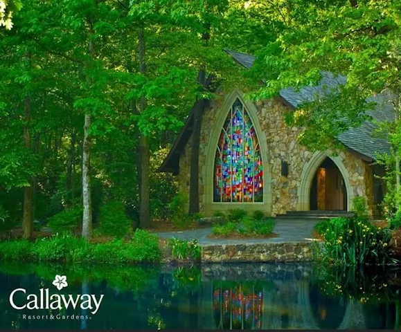 a view of an entryway with a tree