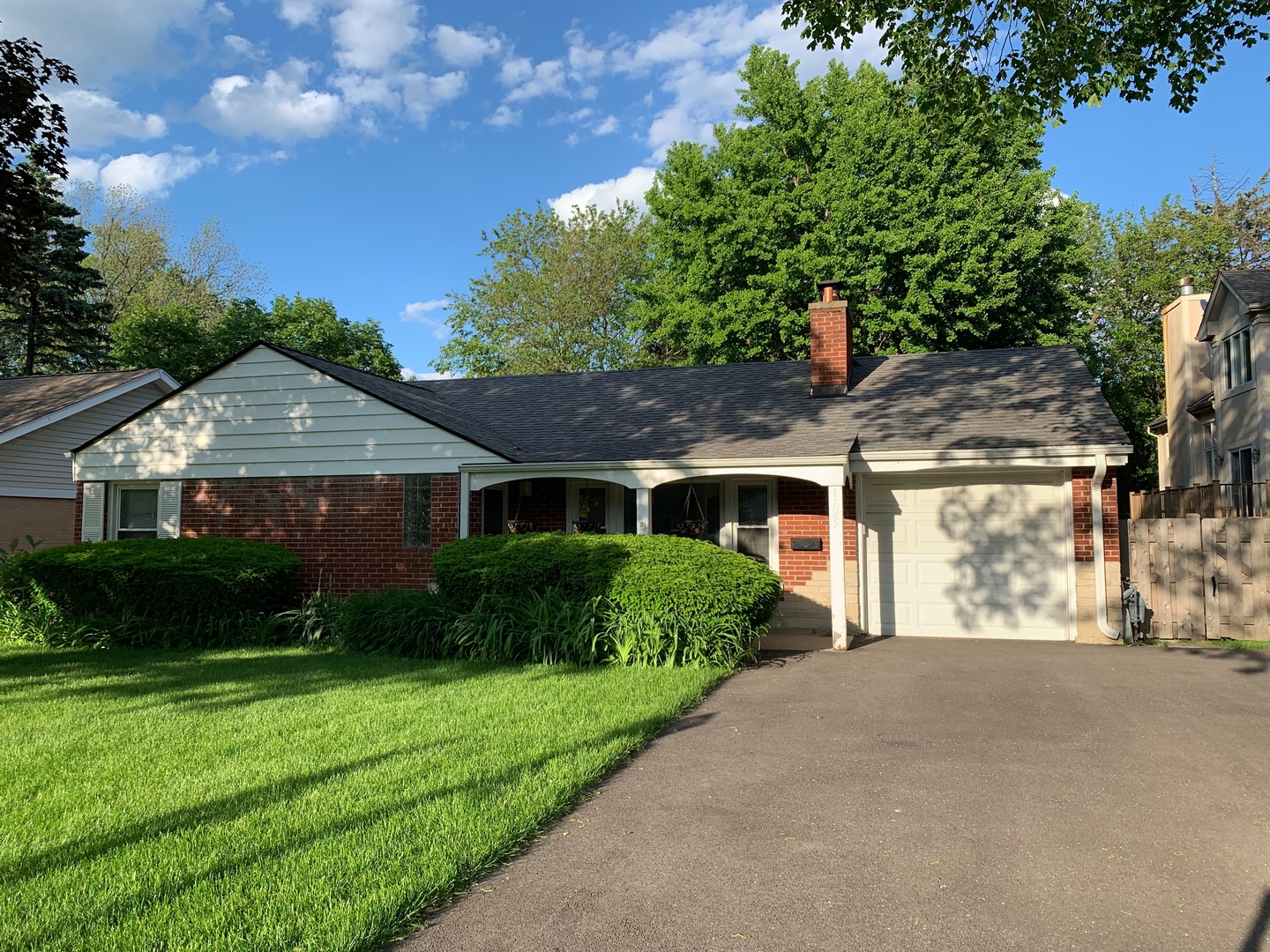 1725 Good Avenue Park Ridge, IL 60068 - Photo 1 of 24