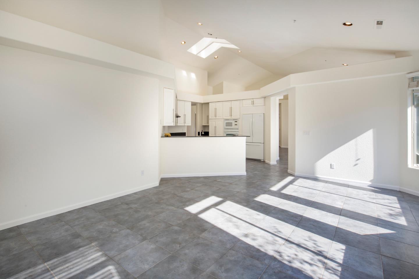 17612 River Run Road Salinas, CA 93908 - Photo 7 of 23 Gallery Image 7