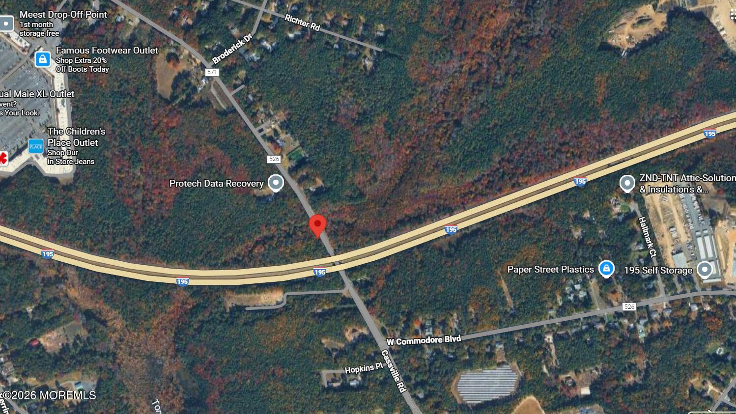 905 West Commodore Boulevard Jackson, NJ 08527 - Photo 2 of 5 a view of balcony