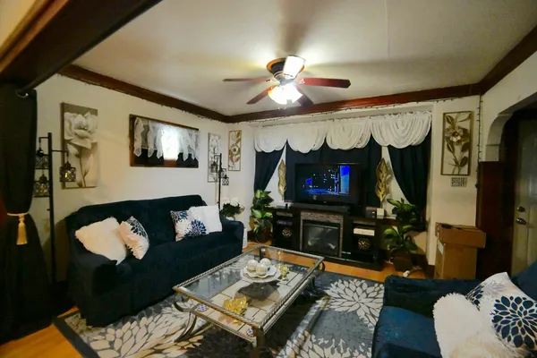 $280,000 | 2104 South 71st Street, West Allis, WI 53219
