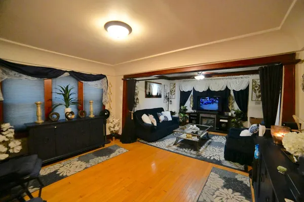 $280,000 | 2104 South 71st Street, West Allis, WI 53219