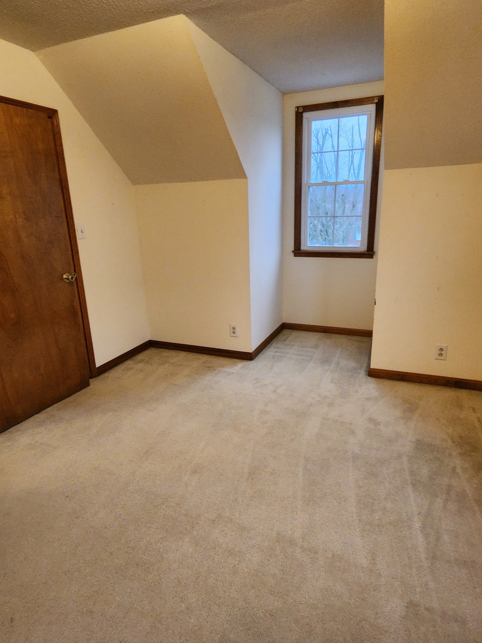 819 Branch Bend Road Clarksville, TN 37040 - Photo 20 of 24 a view of an empty room with a window