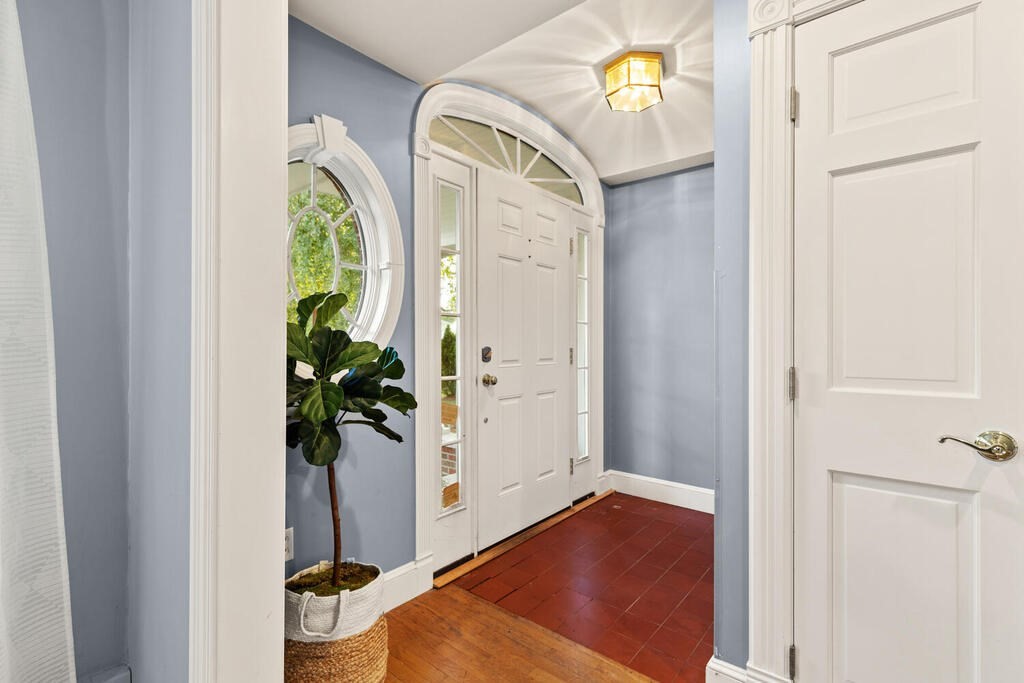 17 Riverdale Road Dedham, MA 02026 - Photo 6 of 36 Gallery Image 6