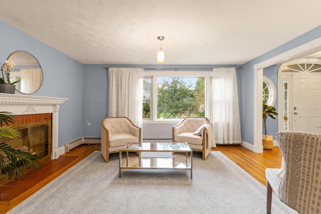 17 Riverdale Road Dedham, MA 02026 - Photo 8 of 36 Gallery Image 8