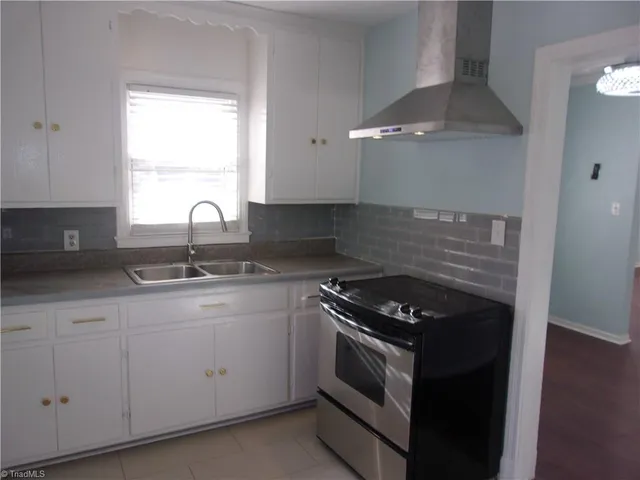 $165,000 | 335 Nathan Hunt Drive, High Point, NC 27260