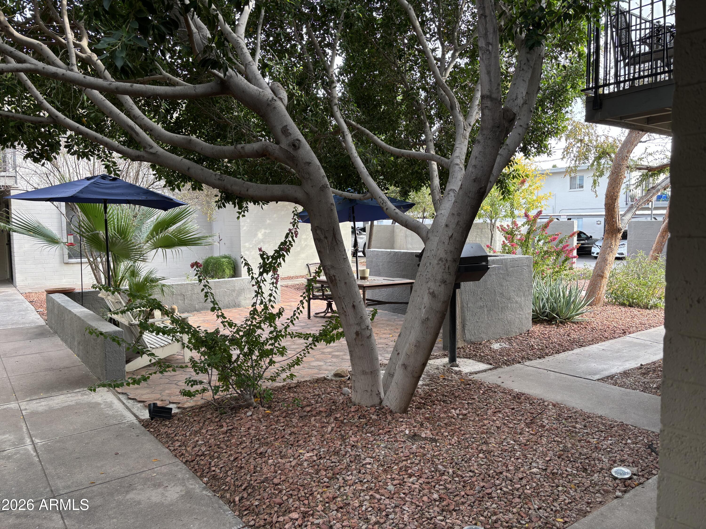 4111 East Camelback Road, Unit 17 Phoenix, AZ 85018 - Photo 8 of 20