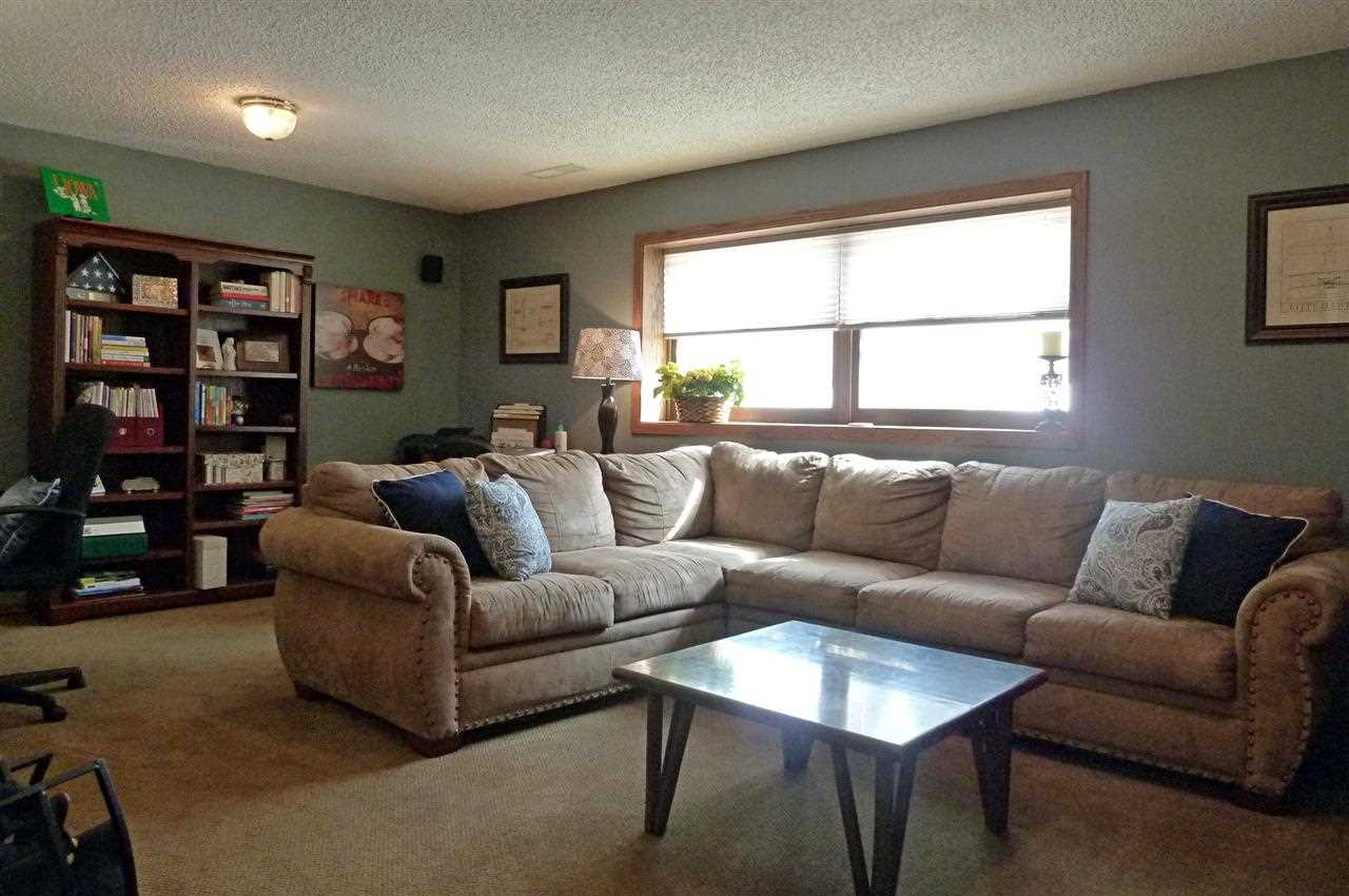 2630 Princeton Road Iowa City, IA 52245 - Photo 17 of 22 Gallery Image 17