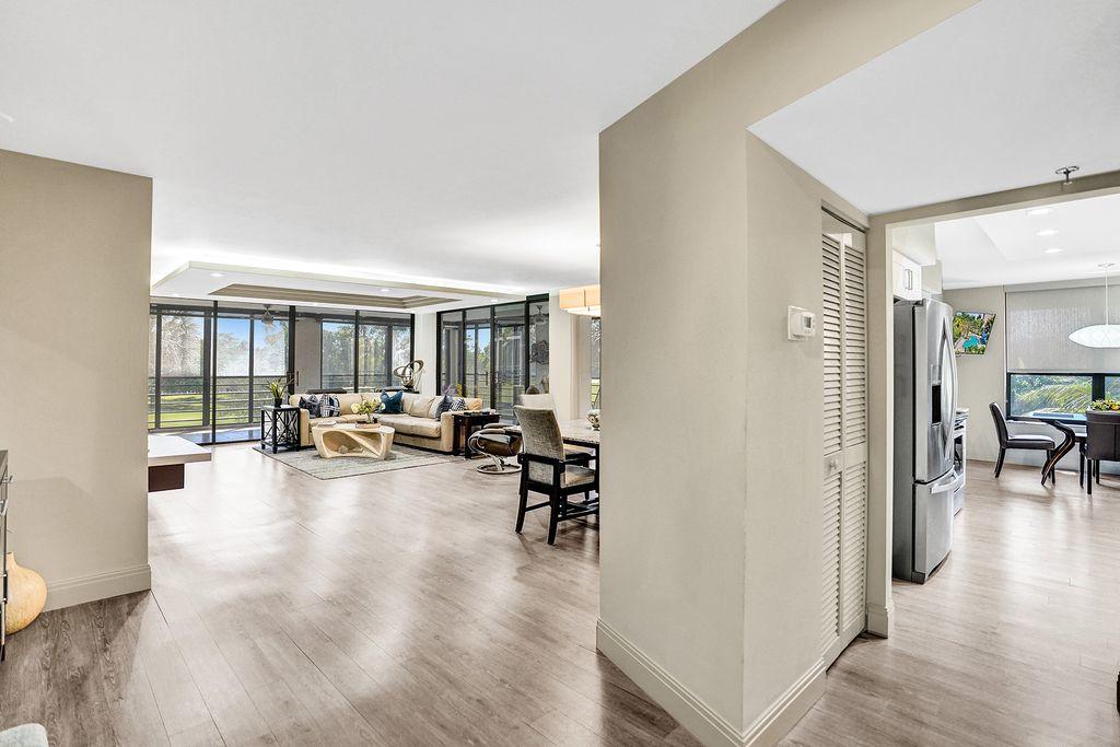 7580 Regency Lake Drive, Unit 301 Boca Raton, FL 33433 - Photo 14 of 50 DSC04638