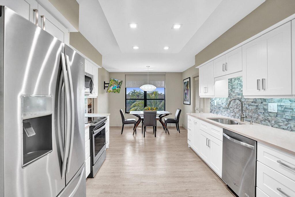 7580 Regency Lake Drive, Unit 301 Boca Raton, FL 33433 - Photo 20 of 50 DSC04668