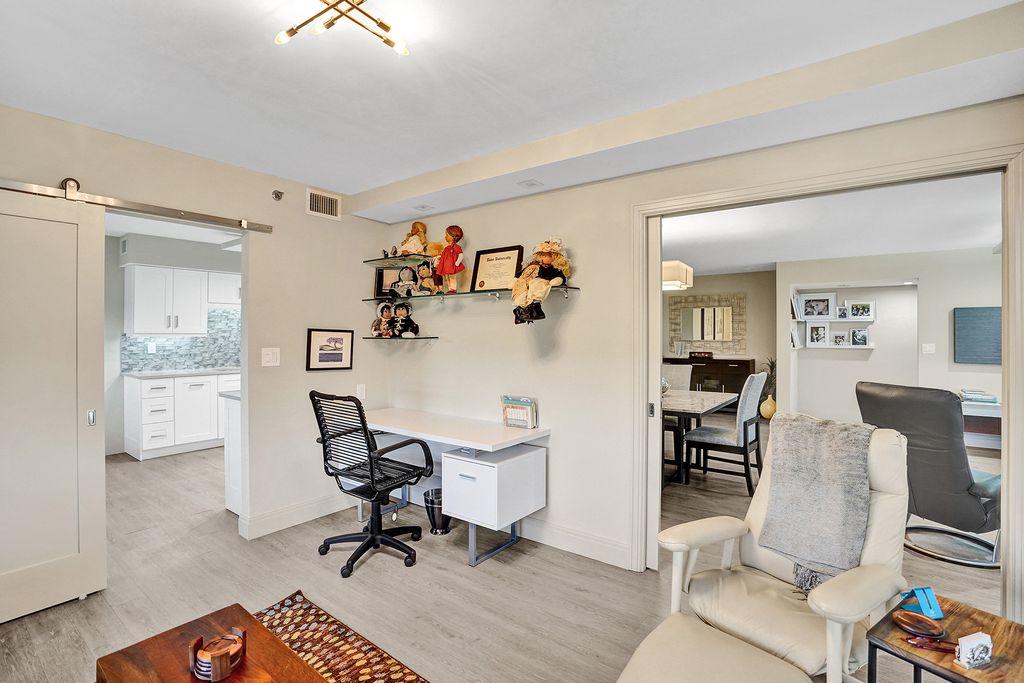 7580 Regency Lake Drive, Unit 301 Boca Raton, FL 33433 - Photo 33 of 50 DSC04701