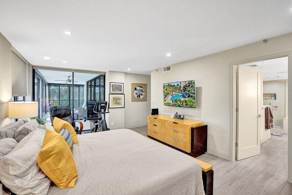 7580 Regency Lake Drive, Unit 301 Boca Raton, FL 33433 - Photo 34 of 50 DSC04707