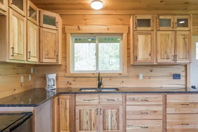 $625,000 | 2578 890th Avenue, Eau Galle, WI 54767