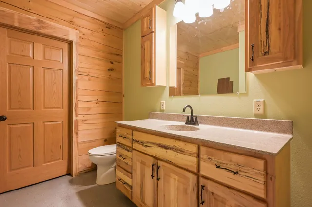 $625,000 | 2578 890th Avenue, Eau Galle, WI 54767