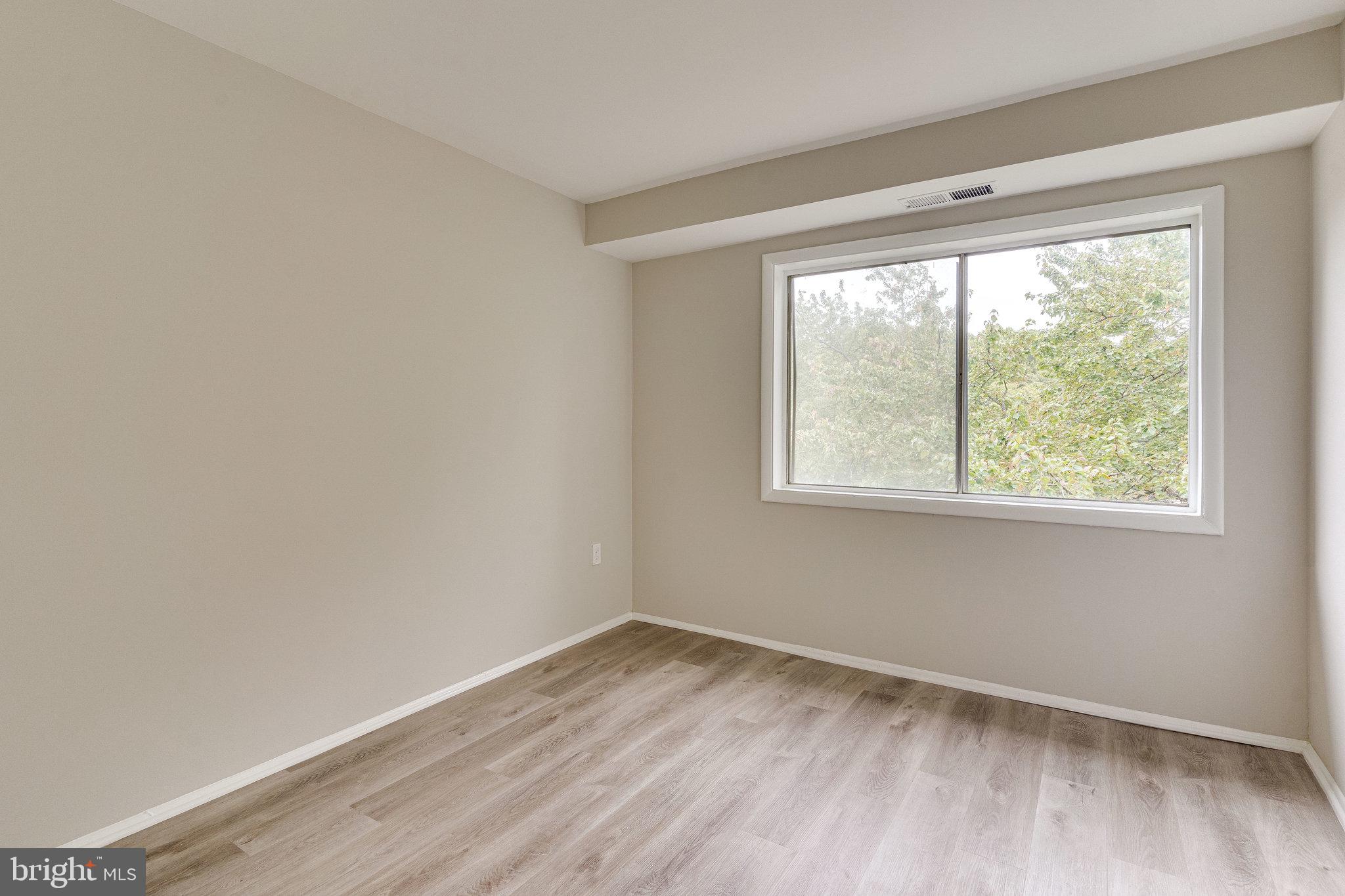 9272 Adelphi Road, Unit 92783 Hyattsville, MD 20783 - Photo 35 of 57