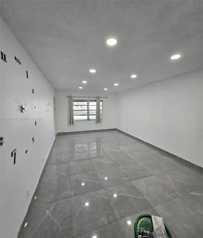 $2,650 | 5130 Southwest 40th Avenue, Unit 2B, Dania Beach, FL 33314