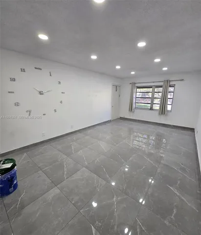 $2,650 | 5130 Southwest 40th Avenue, Unit 2B, Dania Beach, FL 33314