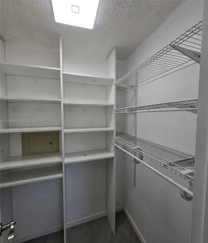 $2,650 | 5130 Southwest 40th Avenue, Unit 2B, Dania Beach, FL 33314