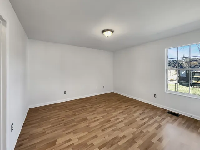 a view of empty room with window