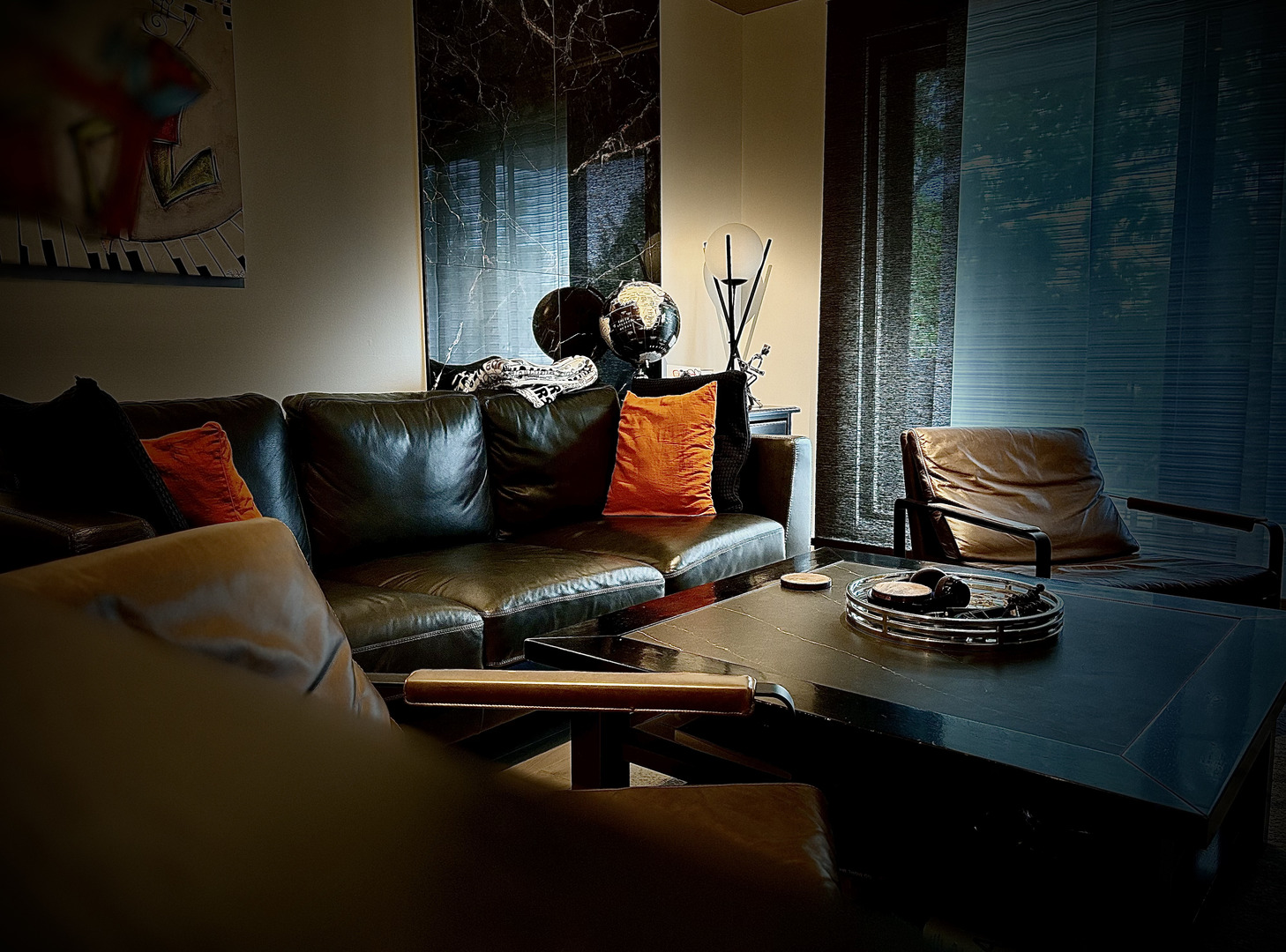 9701 North Dee Road, Unit 2G Niles, IL 60714 - Photo 5 of 18 a living room with furniture