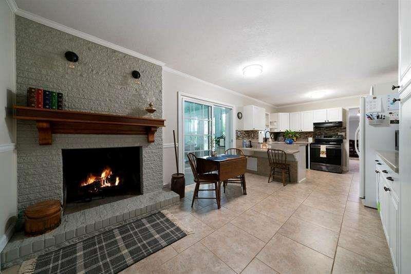 5839 Darry Circle Norcross, GA 30093 - Photo 10 of 31