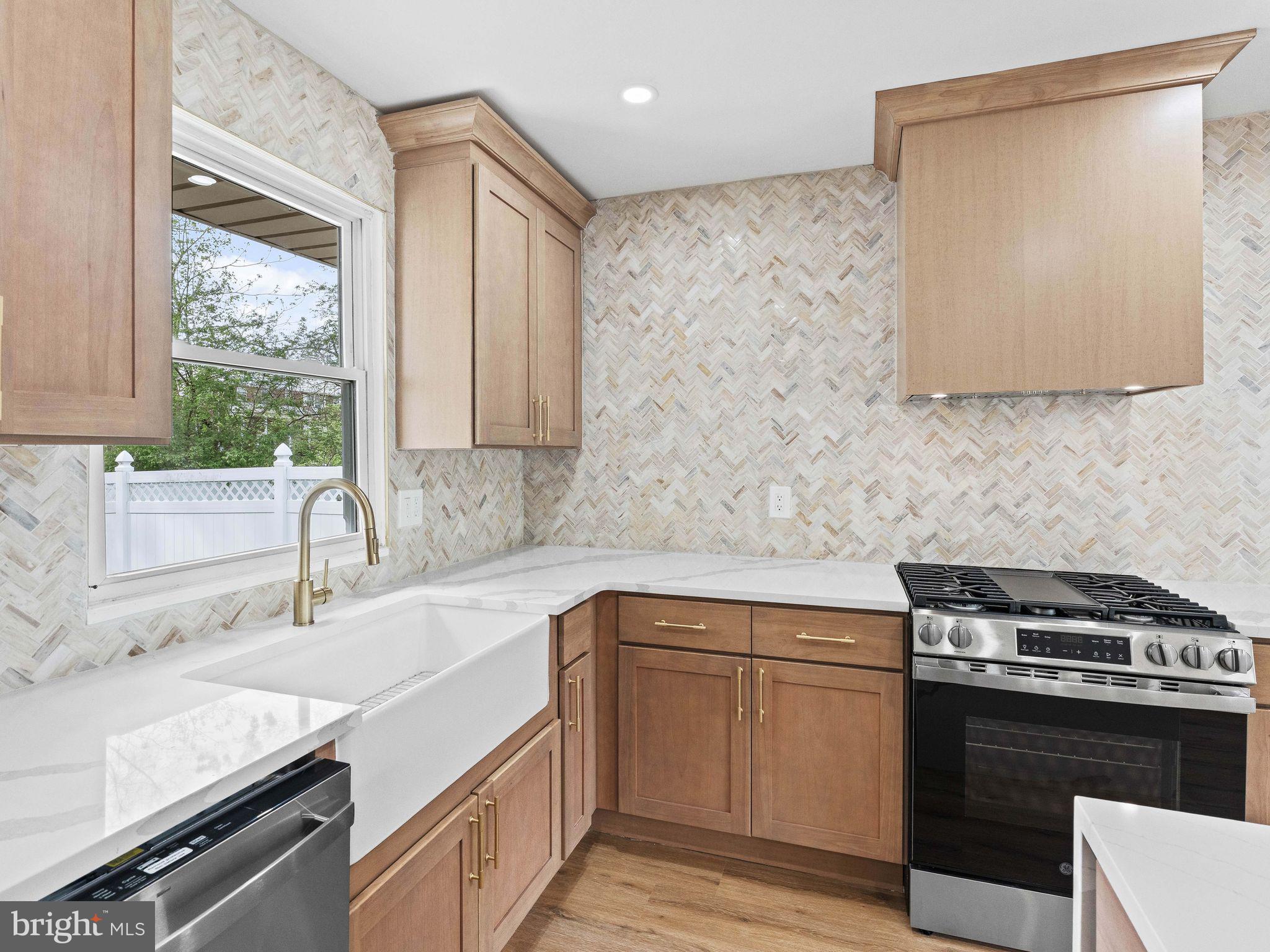 26 Holly Road Clementon, NJ 08021 - Photo 11 of 34 Gallery Image 11