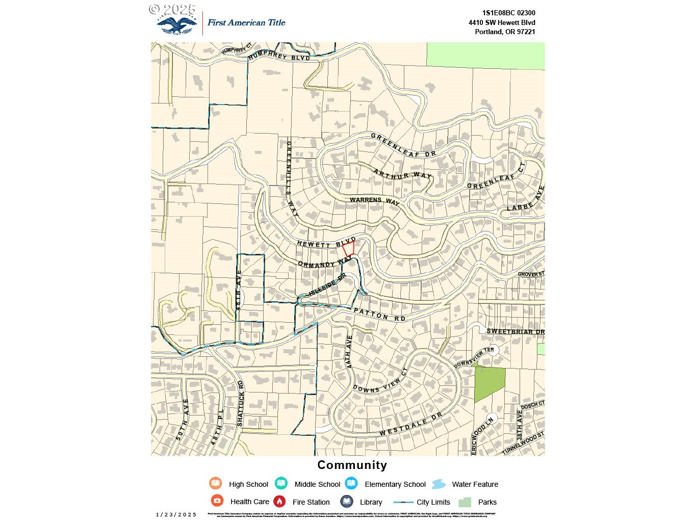 4410 Southwest Hewett Boulevard Portland, OR 97221 - Photo 4 of 17 a picture of a bathroom with a shower curtain