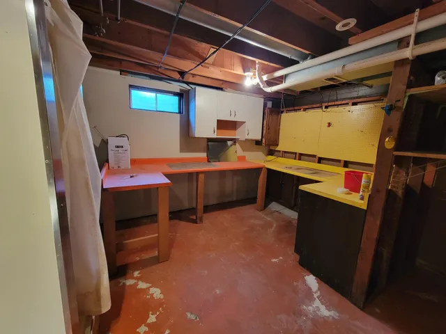 $1,600 | 205 Sharon Street, Unit A, Darien, WI 53114