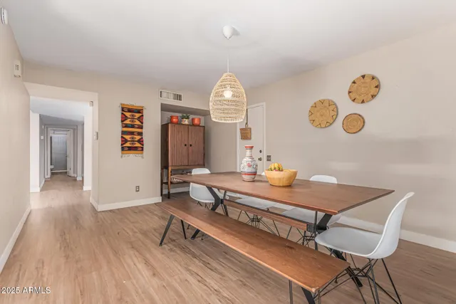 $599,500 | 959 East Lobster Trap Lane, Tempe, AZ 85283