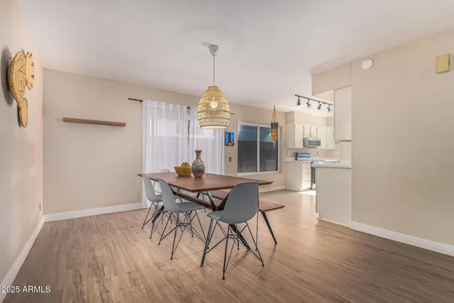 $599,500 | 959 East Lobster Trap Lane, Tempe, AZ 85283