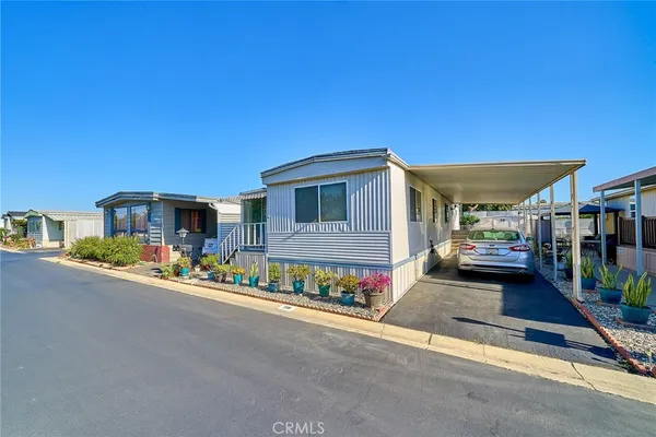 $129,900 | 525 North Gilbert Street, Anaheim, CA 92801